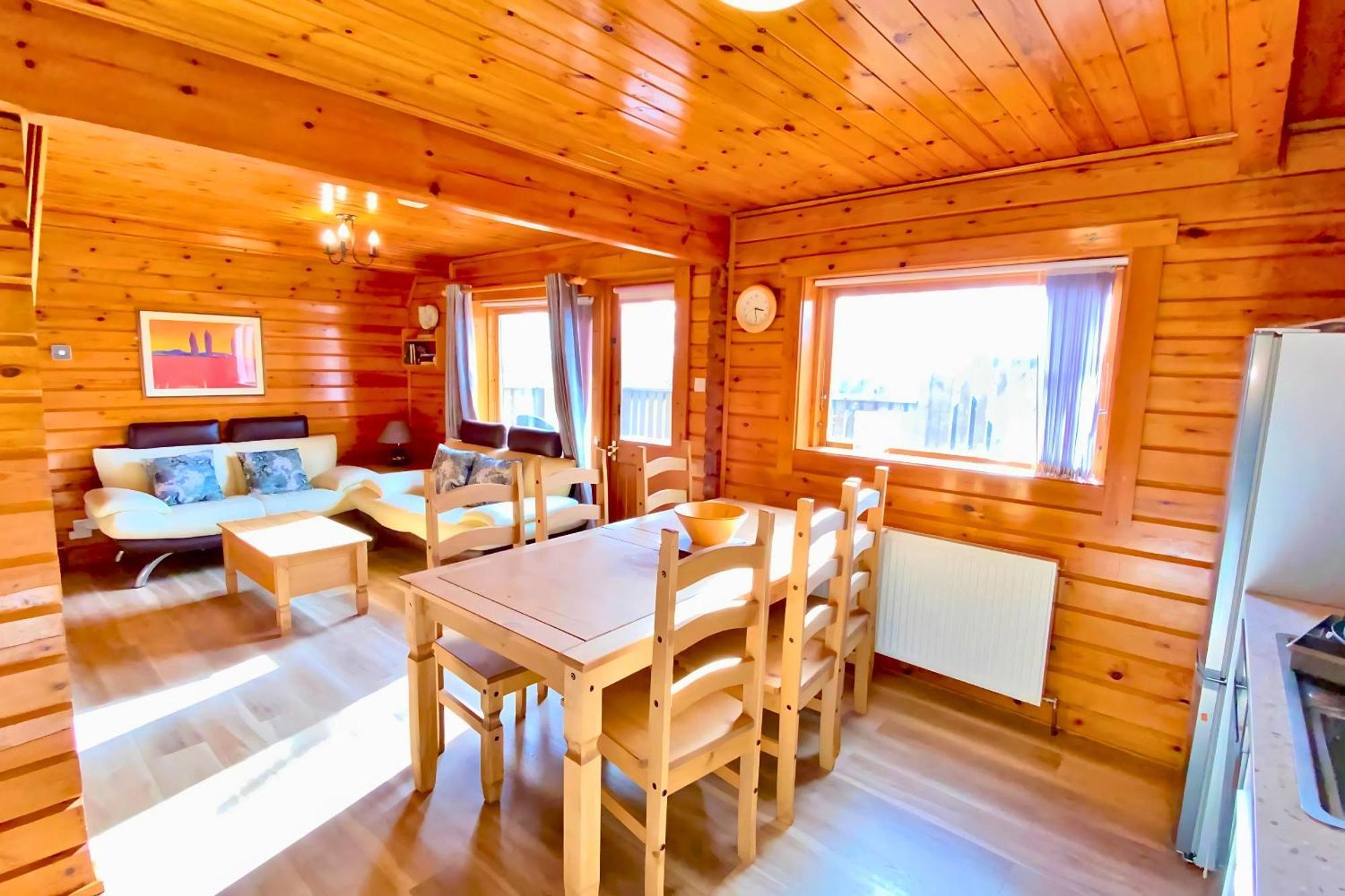 Peaceful Cowslip Lodge - Finlake Spa Resort In Devon Chudleigh Extérieur photo