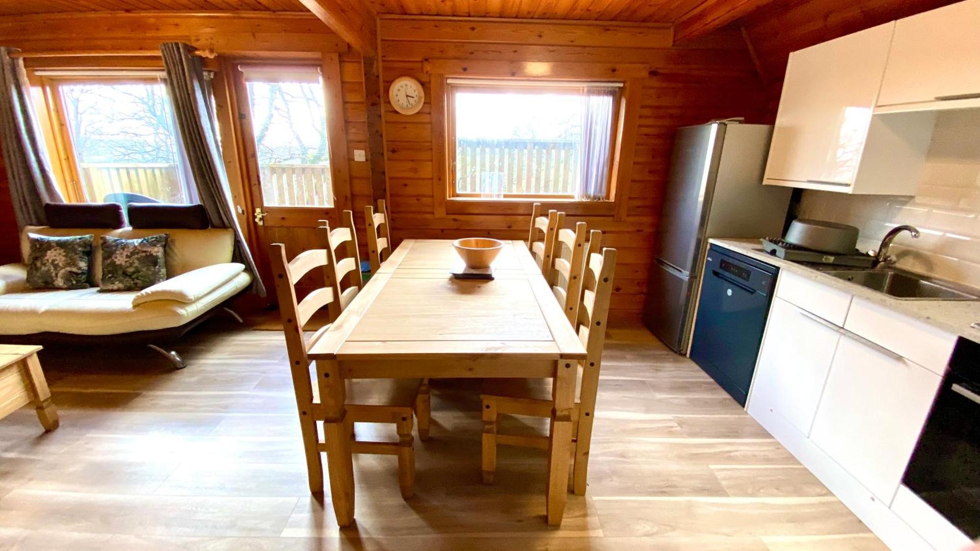 Peaceful Cowslip Lodge - Finlake Spa Resort In Devon Chudleigh Extérieur photo