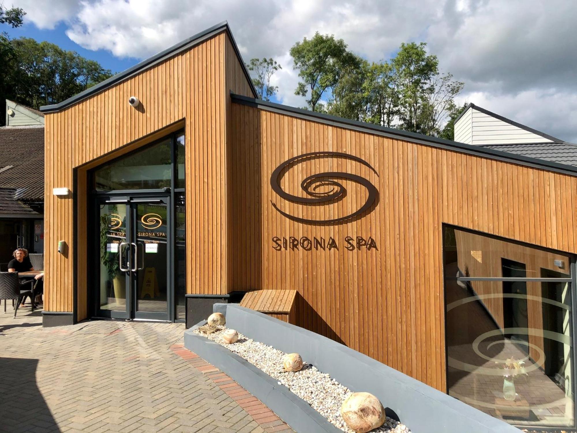 Peaceful Cowslip Lodge - Finlake Spa Resort In Devon Chudleigh Extérieur photo